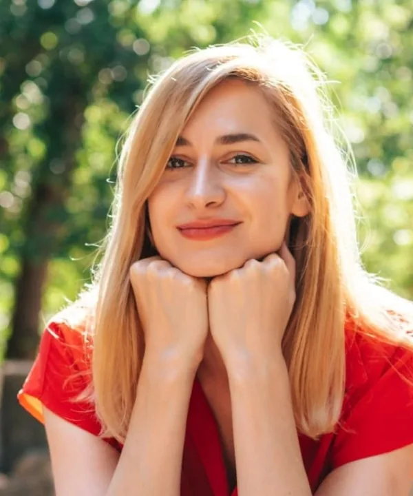 Марина — преподаватель английского в English Up